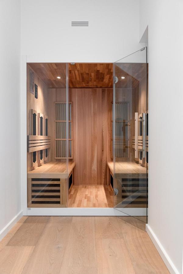 Boonuz Guesthouse, Luxe Duplex Vakantiehuis In Centrum Ieper Met Prive Lounge Terras En Ir Sauna Exteriör bild