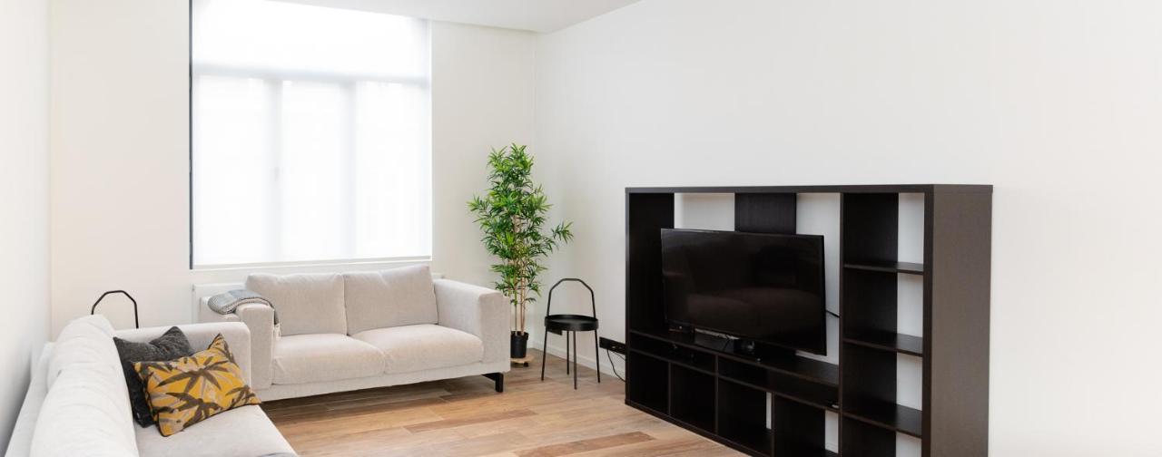 Boonuz Guesthouse, Luxe Duplex Vakantiehuis In Centrum Ieper Met Prive Lounge Terras En Ir Sauna Exteriör bild